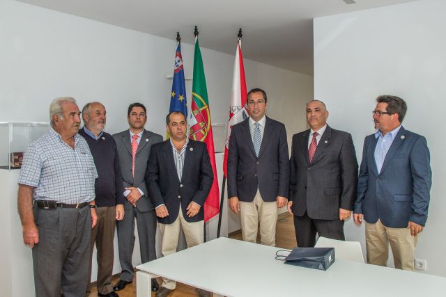Distinção de associados na CM Lagoa